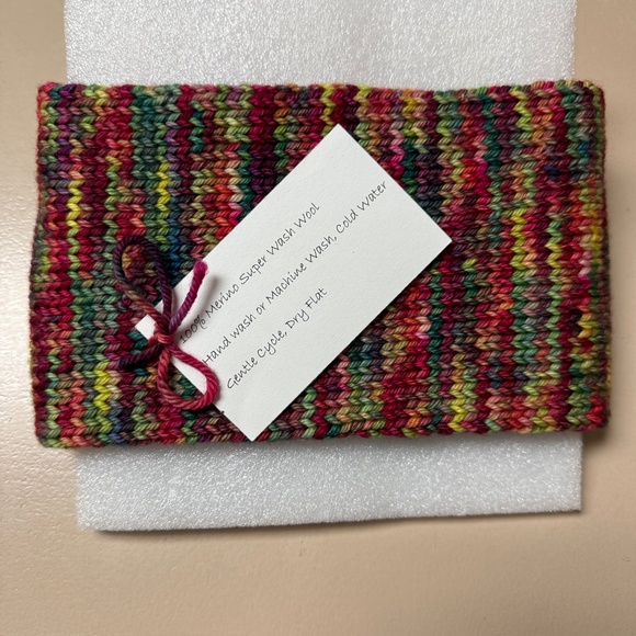 OOAK Ear Warmer - twisted knot - Picture 2 of 3